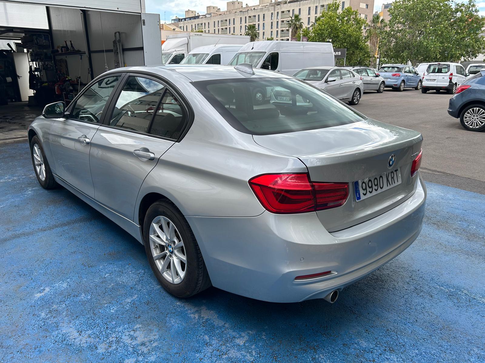 Coche 17