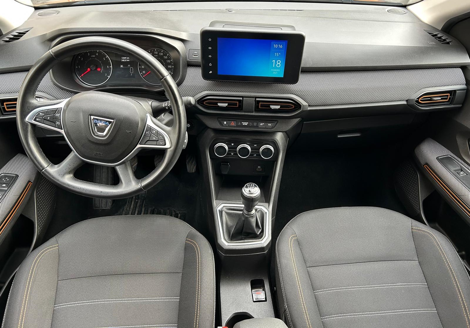 Coche 37