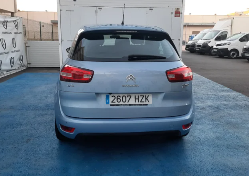 Coche 168