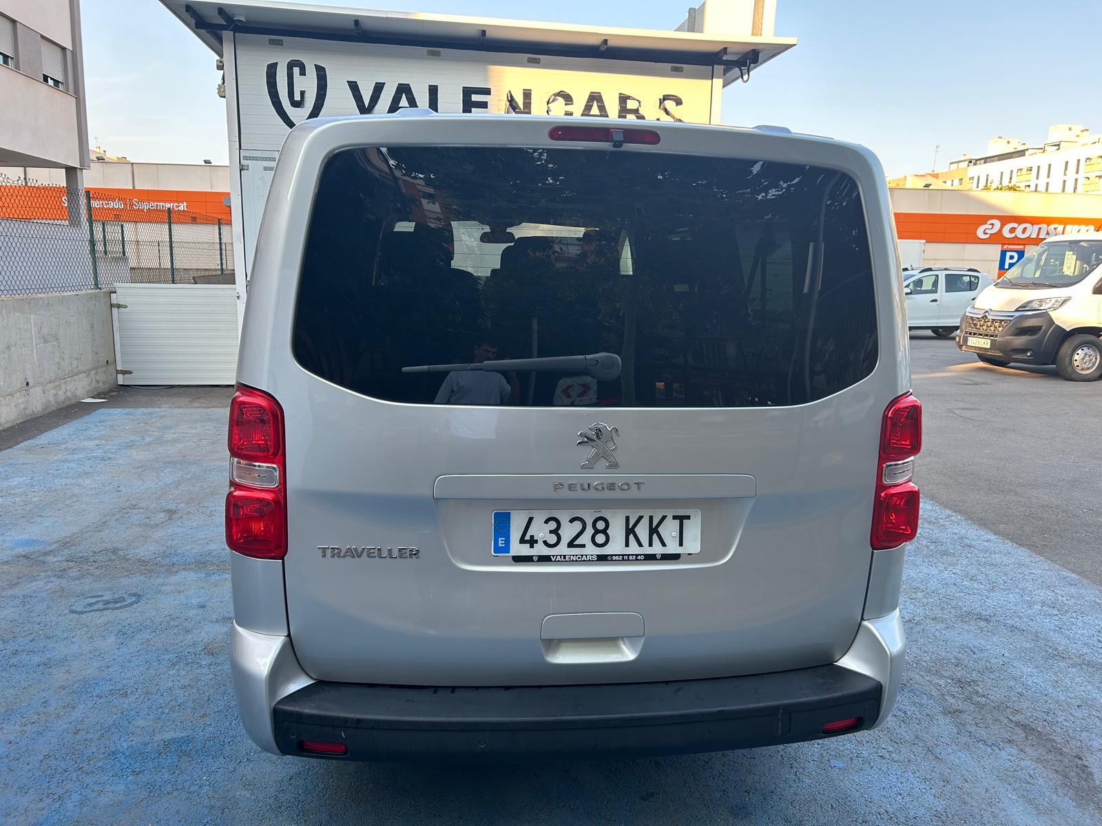 Coche 214