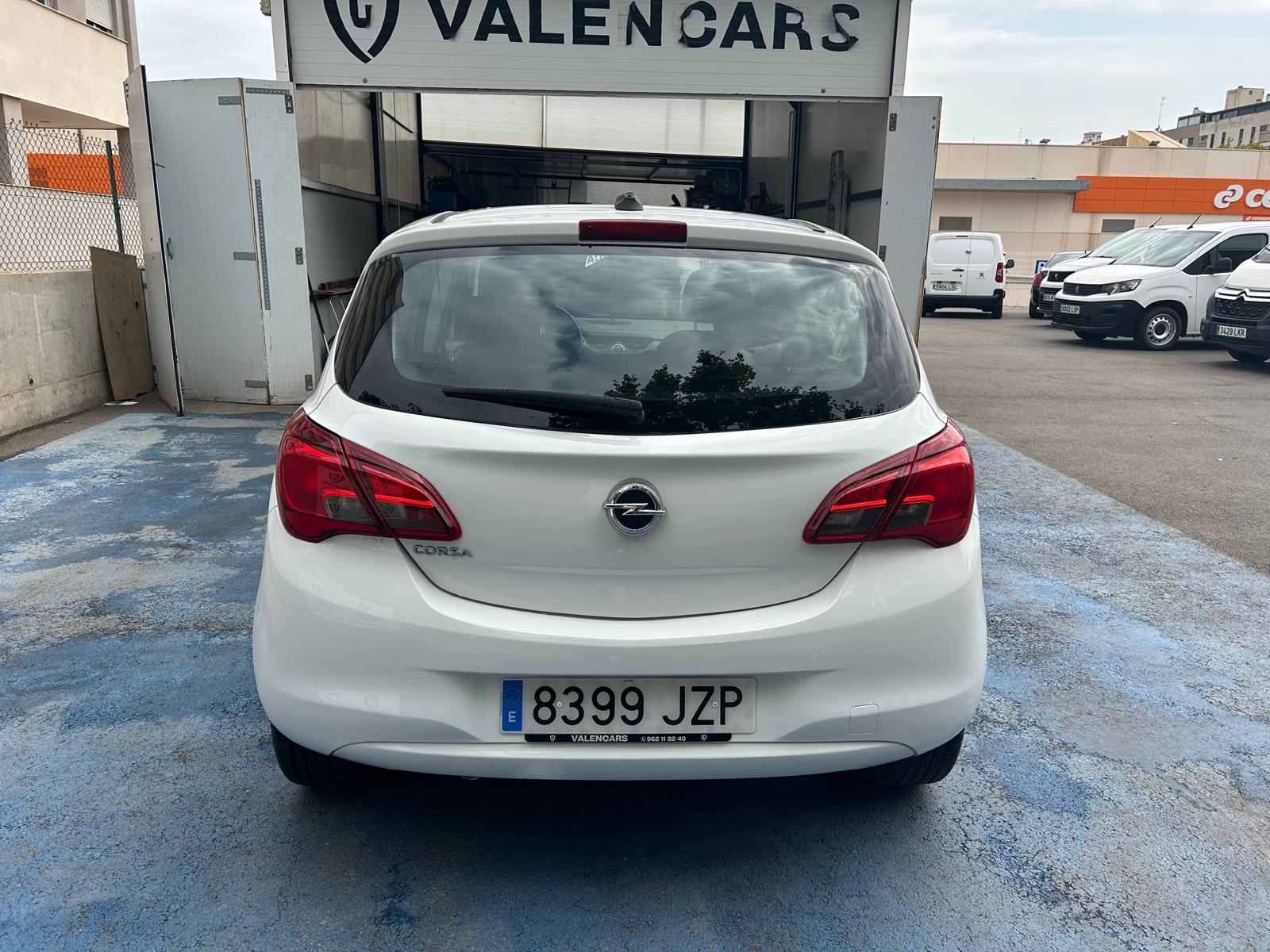 Coche 245